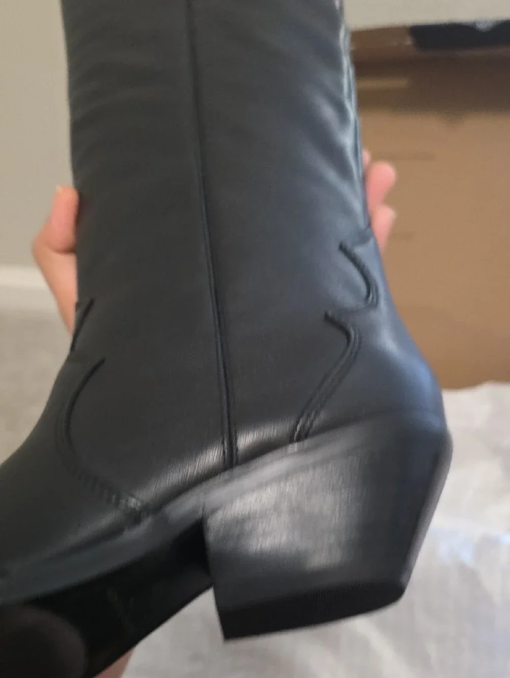Black Leather Knee-High Women's Riding Boots